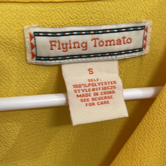 Yellow Top - Picture 2 of 4